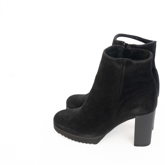 La Canadienne. Women's Myranda Bootie. - Picture 13 of 14